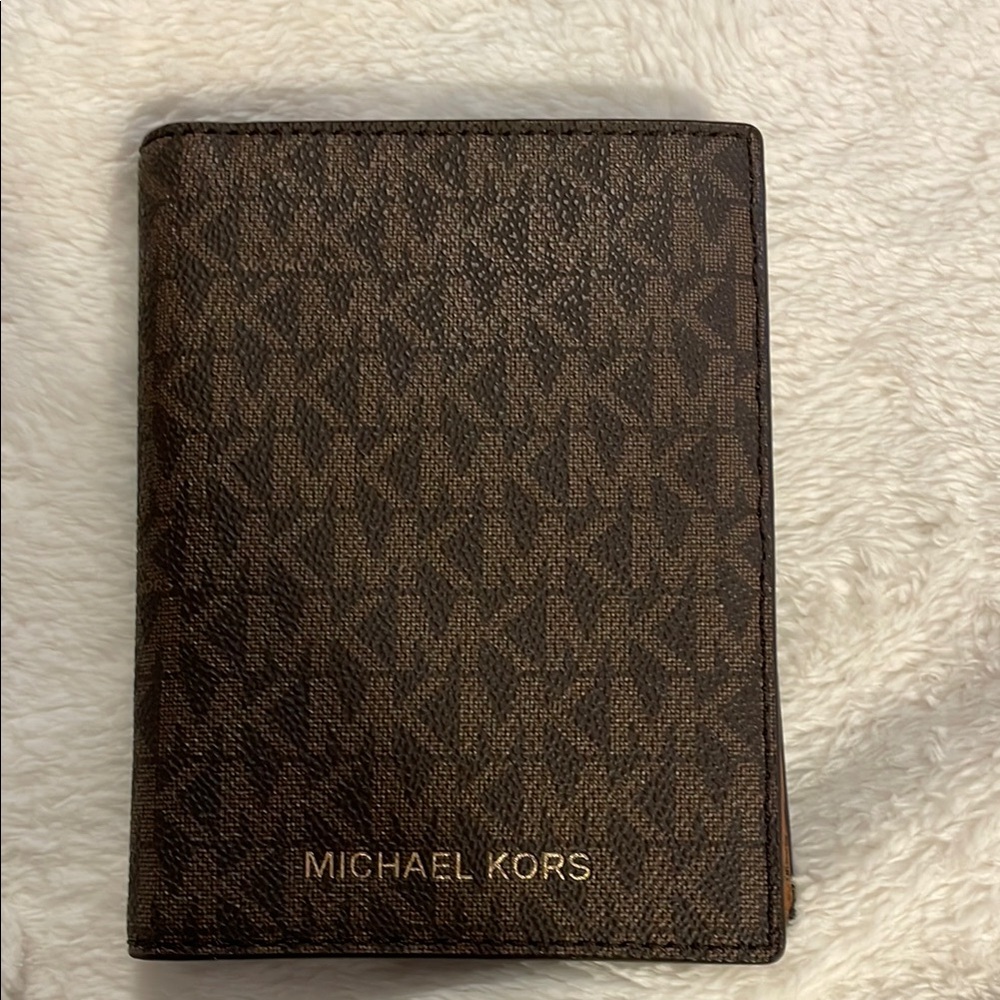 Michael Kors Brown passport, ID and card holder Card Holder Sleek Design